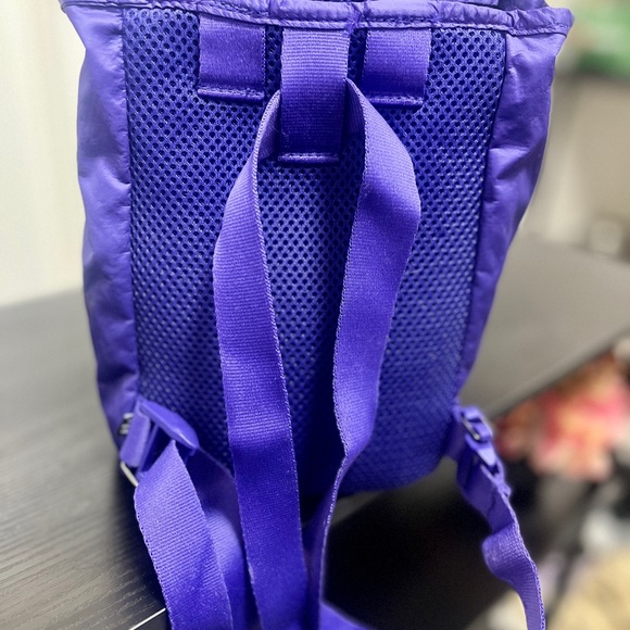 Adidas Mini Back Pack
Like new - Picture 3 of 5